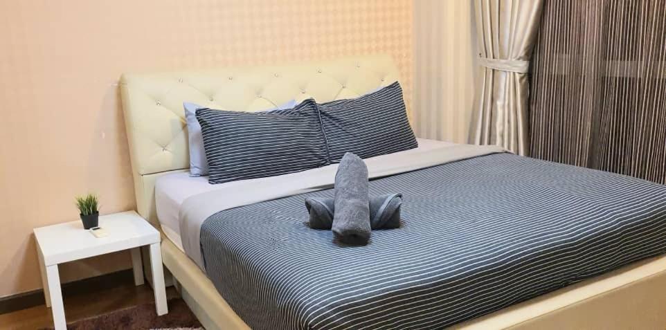 Regalia Suites With Infinity Pool Klcc By Staycation Homes กัวลาลัมเปอร์ ภายนอก รูปภาพ