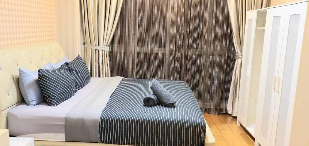 Regalia Suites With Infinity Pool Klcc By Staycation Homes กัวลาลัมเปอร์ ภายนอก รูปภาพ